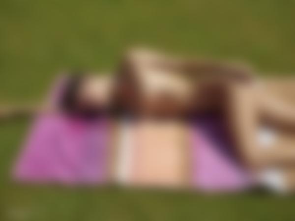 Immagine n.11 dalla galleria Anna L bagnata fradicia