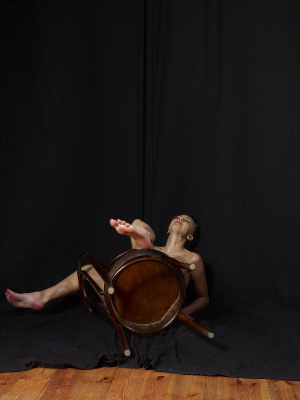 Image #7 from the gallery Anna S falling of the chair