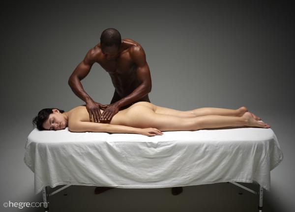 Bild #5 från galleriet Ariel och Mike erotisk massage