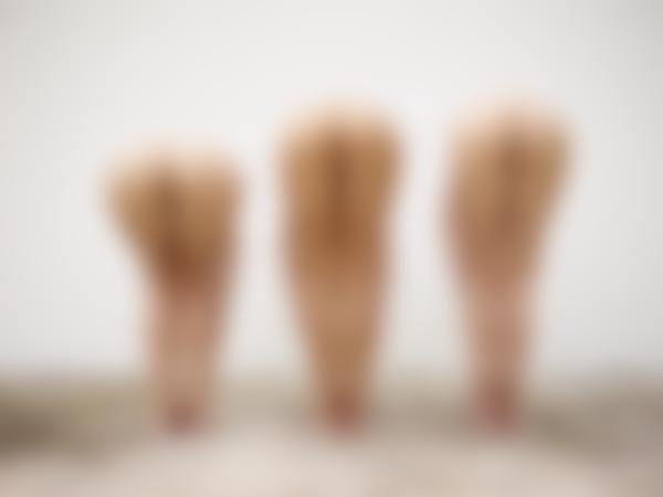 Kuva #9 galleriasta Ariel Marika Melena Maria alastonmalleja