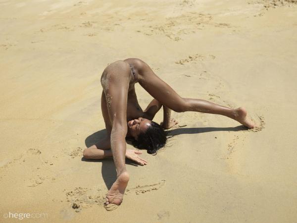 Bild #6 aus der Galerie Chloe Beste Strand-Session