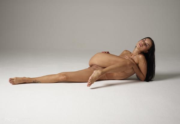Kuva #7 galleriasta Dita alasti