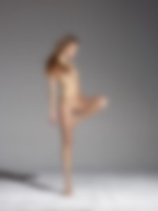 Bild #11 från galleriet Emma mode nakenbilder