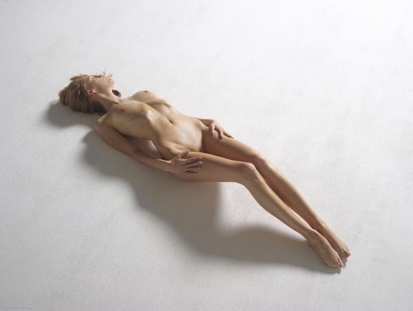Imagen #6 de la galería Emma desnudos