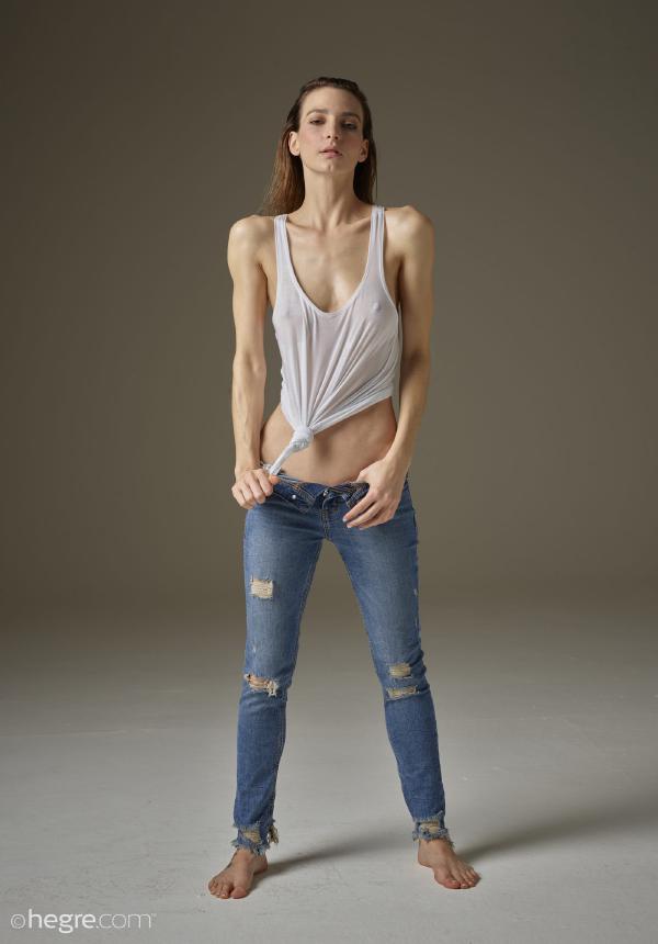 Immagine n.6 dalla galleria Jeans floreali