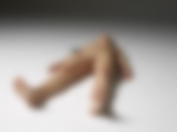 Kuva #8 galleriasta Grace selkeitä alastomuutta
