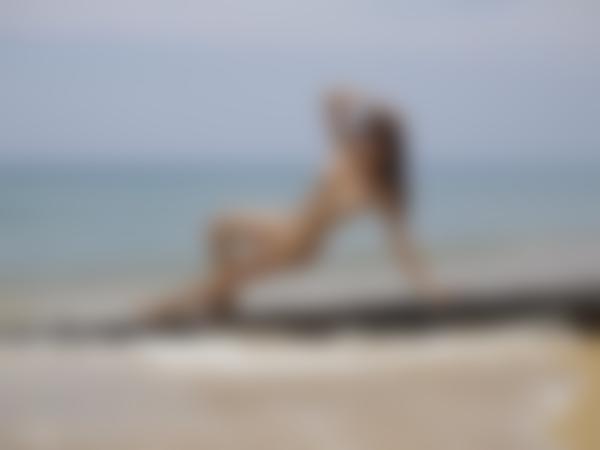 Imagen #11 de la galería Jessa juguetona filipina