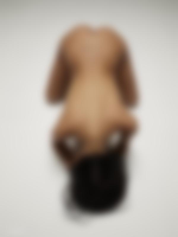 Resim # 10 galeriden Jessa çıplak vücut