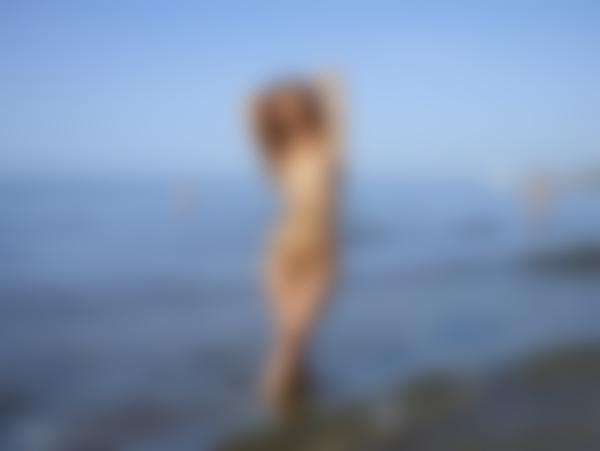 Bild #10 från galleriet Julia offentlig nakenhet