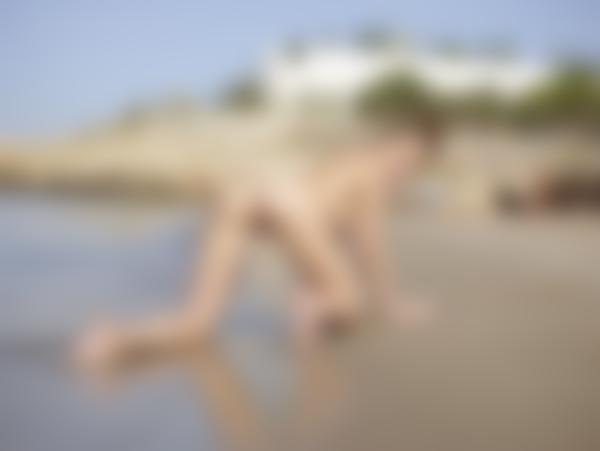 Image n° 10 de la galerie Katia vie naturiste