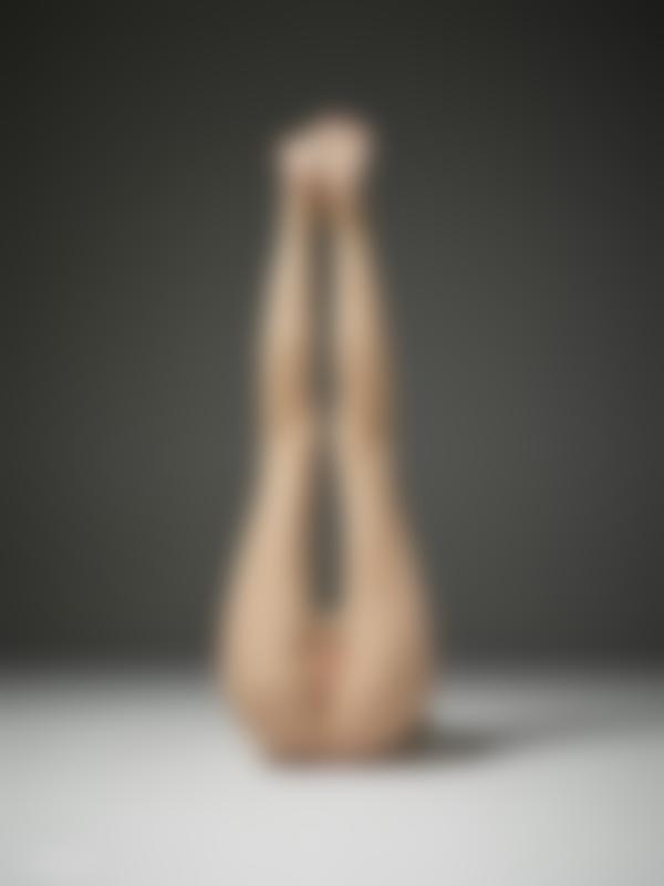 Immagine n.8 dalla galleria Leona Erotico Esplicito