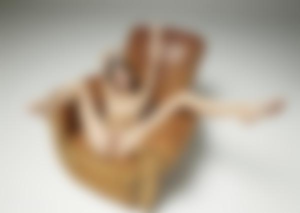 Bild #9 från galleriet Leona slappar naken