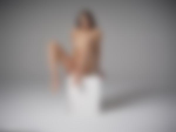 Imagen #8 de la galería Desnudos de estudio de Lola L