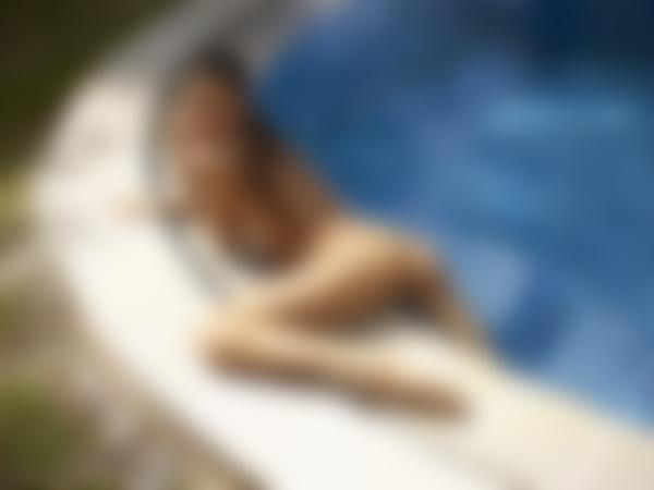 Εικόνα # 11 από τη συλλογή Melena Maria δίπλα στην πισίνα