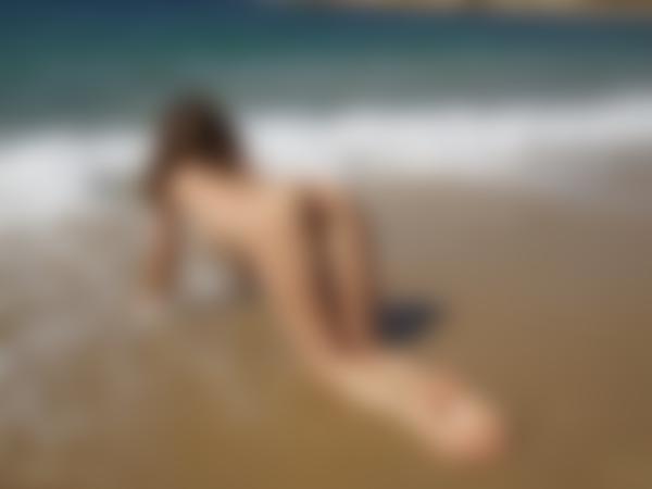 Immagine n.11 dalla galleria Natalia Una bellissima ragazza da spiaggia