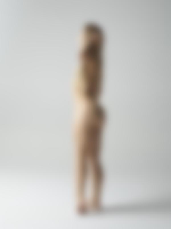 Billede #10 fra galleriet Oktober simple nøgenbilleder