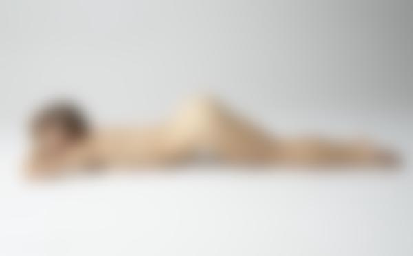 Bild #9 aus der Galerie October Die weibliche Form