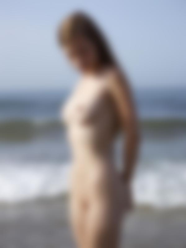 Afbeelding #8 uit de galerij Ryonen mediterraan