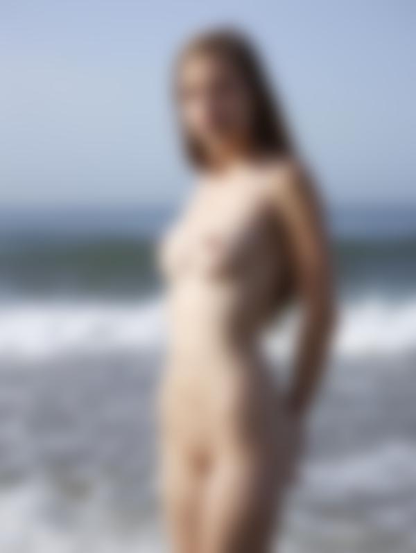 Afbeelding #10 uit de galerij Ryonen mediterraan