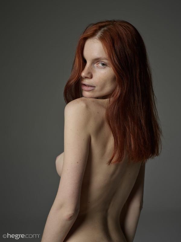 Image #4 from the gallery Vi fashion model